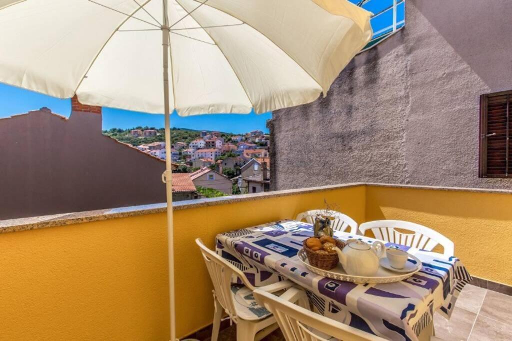 Apartamento Tin 2 Vrbnik (Primorje-Gorski Kotar)